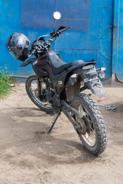  Yeni modern motosiklet Minsk x250. Motosiklet Minsk x250 enduro.
