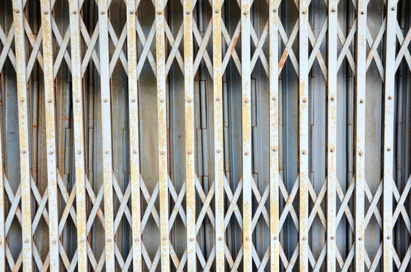 Old Steel doors stretch — Stock Photo, Image