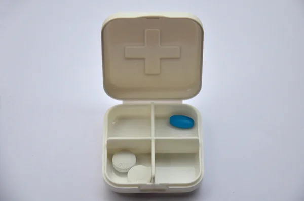 Medicine box and sysblom Red Cross — Stock Photo, Image