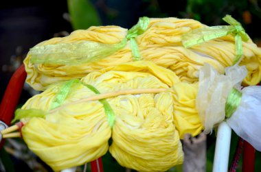 İşlem çalışma Tay insanlar kuru giysiler güneşin 