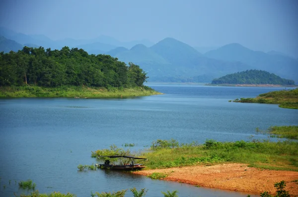 Vista de Kaeng Krachan Dam — Fotografia de Stock