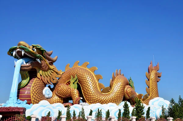 Dragon Statue at Suphanburi city pillar shrine — Stock Photo, Image