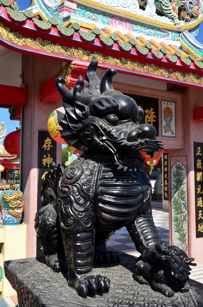 Drachenköpfiges Einhorn namens Qilin oder Kylin-Statue — Stockfoto