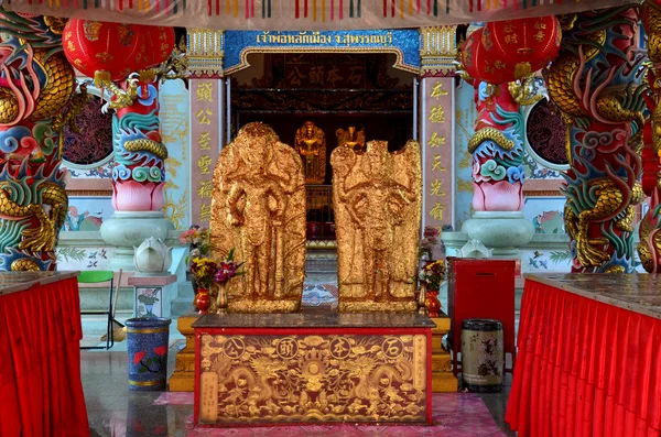 Estatua de Dios del santuario pilar de la ciudad de Suphanburi — Foto de Stock