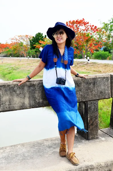 Thai woman wear clothes indigo natural color portrait at outdoor — Stock Photo, Image