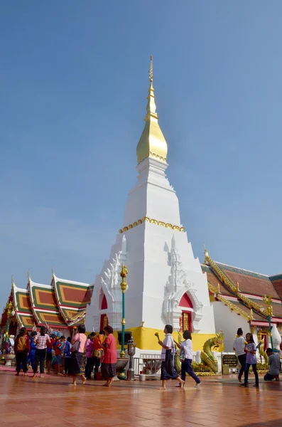 Chedi z Phra że Choeng Chum świątyni w Sakon Nakhon, Tajlandia — Zdjęcie stockowe