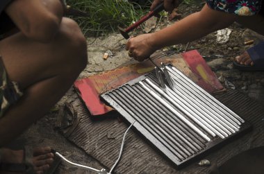 Tay insanlar Kurşun külçeler pot yerel Tay tarzı için lehim 