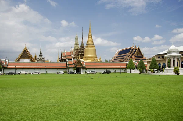 Wat Phra Kaew Temple of the Emerald Buddha or Wat Phra Si Rattan — Stock Photo, Image