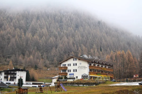 Kasım 2016 Sviçre Graubunden Sviçre Samnaun Veya Samignun Vadisindeki Tschlin — Stok fotoğraf