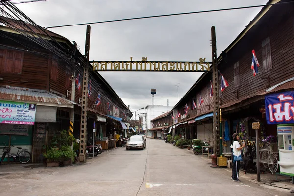 Travelers Thai Women Walking Travel Visit Oldtown Building Home Trokrongya — Stock Photo, Image