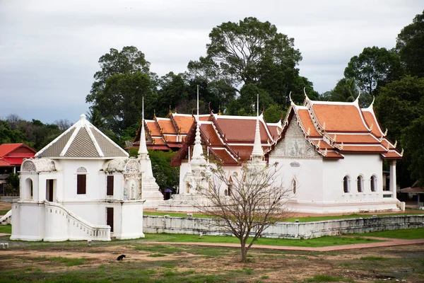 View Landscape Wat Uposatharam Bot Temple Thai People Foreign Travelers — Φωτογραφία Αρχείου