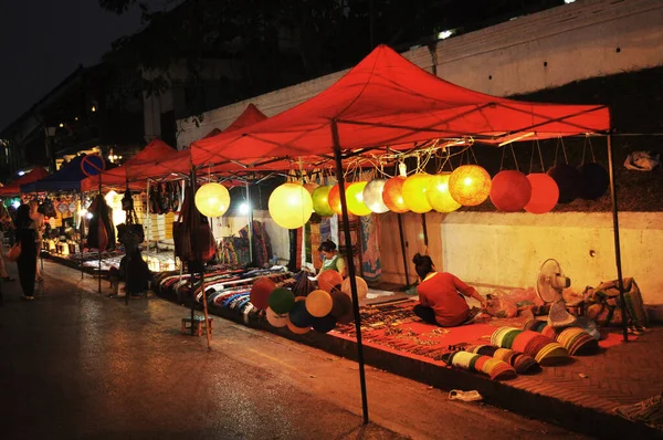 Louangphabang Street Night Market Für Laotische Und Ausländische Reisende Auf — Stockfoto