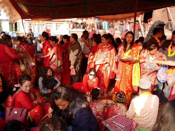 Niña Nepalí Gente Nepal Unen Proceso Selección Ritual Ceremonia Kumari — Foto de Stock