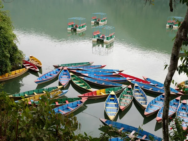 Wooden Canoe Boat Nepali People Floating Phewa Tal Fewa Freshwater — Stock Photo, Image