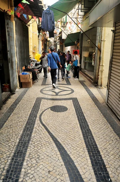 Macanesi Viaggiatori Stranieri Piedi Visitano Piccolo Vicolo Dello Shopping Travessa — Foto Stock