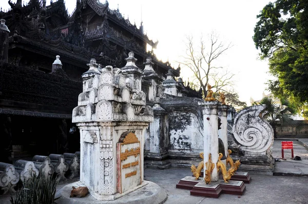Shwenandaw Kyaung Golden Palace Monastery Pagoda Paya Temple Teak Wood — Φωτογραφία Αρχείου