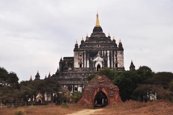 Thatbyinnyu Phaya Pagoda Paya Świątyni Chedi Dla Birmańczyków Turystów Zagranicznych — Zdjęcie stockowe