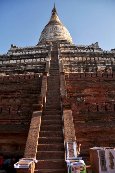 Shwesandaw Pagoda Pyay Templom Chedi Burmai Emberek Külföldi Utazók Utazás — Stock Fotó