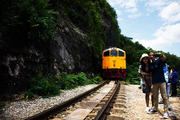 Thai People Foreign Travelers Walking Track Travel Visit Tham Krasae — Stockfoto