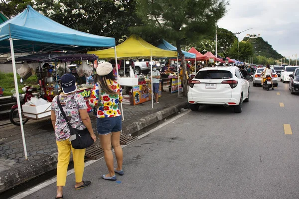 Thai Emberek Külföldi Utazók Utazás Látogatás Pihenés Gyaloglás Vásárolni Enni — Stock Fotó