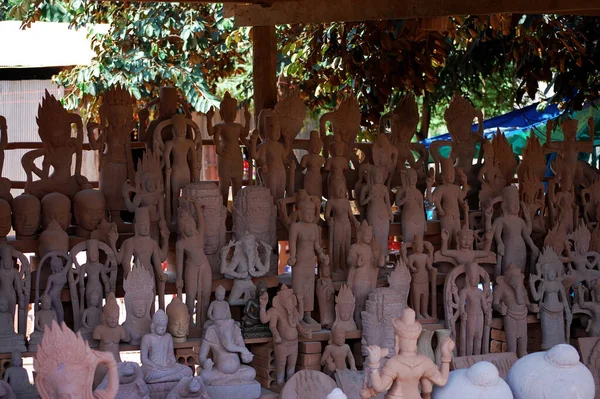 Kamboçyalı Sanatçı Siem Reap Kamboçya Daki Krong Siem Reap Atölyesinde — Stok fotoğraf