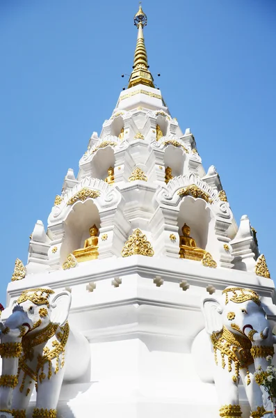 Chedi des wat klong wiang Tempels in chiang rai, Thailand — Stockfoto