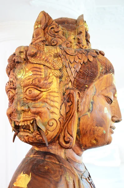 Carving Wooden Bodhisattva Goddess Statue or Guan Yin three face — Stock Photo, Image