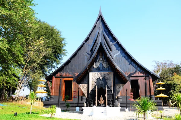 La Casa Nera conosciuta come diga di Ban o Museo Baandam a Chiang Rai — Foto Stock