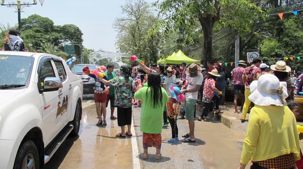 송 크 란 축제는 태국 아유타야에서에서 전통적인 새 해의 날에 축 하 — 스톡 사진