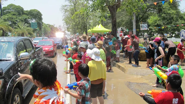 Songkran Festival is celebrated in a traditional New Year 's Day in Ayutthaya, Thailand — стоковое фото