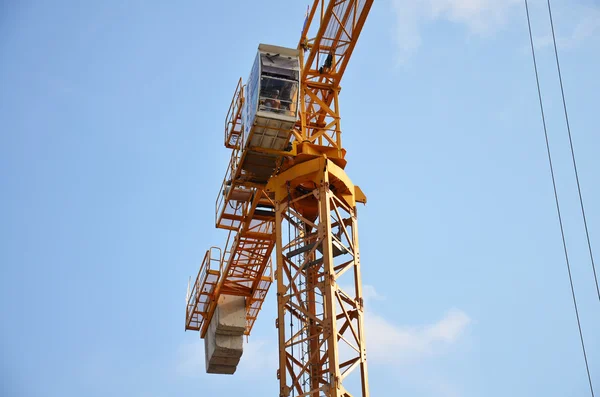 Budowniczy pracownika z maszyn budowlanych budowy — Zdjęcie stockowe
