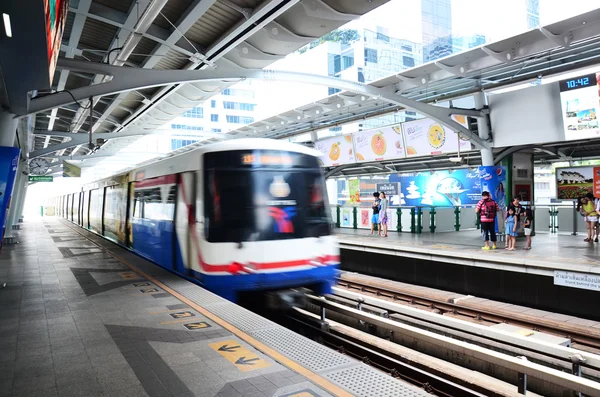 Bts oder skytrain — Stockfoto