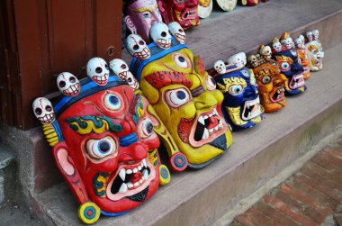 Maske tibet stil Hediyelik eşya dükkanında