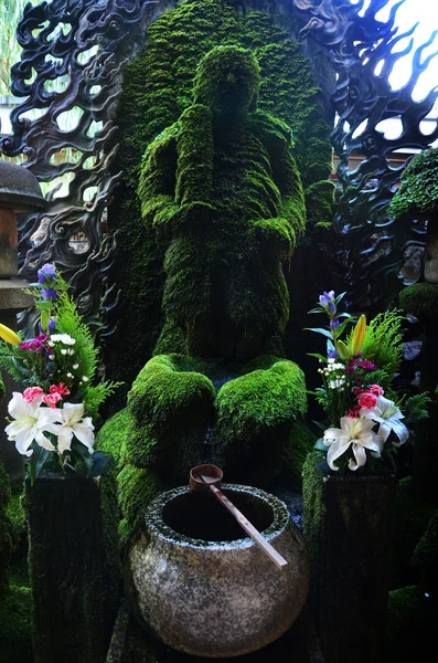 Pomnik Fudomyoo w świątyni Hozenji — Zdjęcie stockowe