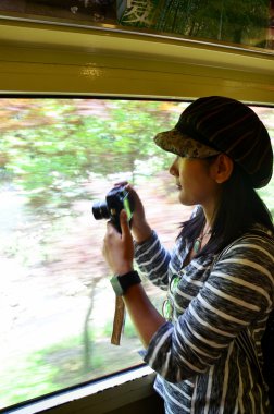 Gezgin Sagano'da doğal demiryolu 