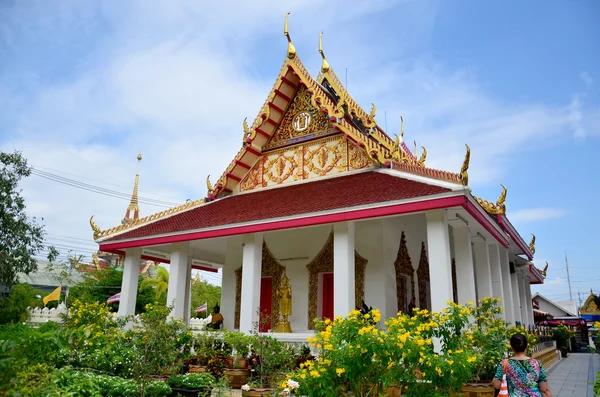 Thai people travel at Don Wai temple — Stock Photo, Image