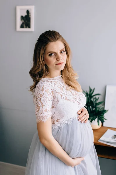 Retrato Del Útero Joven Embarazada —  Fotos de Stock