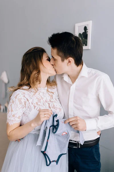 Grávida Casal Marido Esposa Amor — Fotografia de Stock