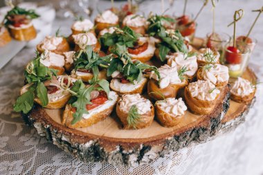 Pintxos, tapas, İspanyol kanepeleri parti parmak foo