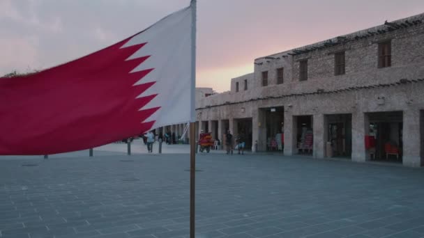 Souk Waqif Doha Tiro Panorámico Puesta Del Sol Calle Principal — Vídeo de stock