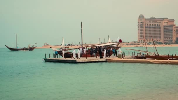 Katara Tiende Traditionele Dhow Festival Doha Qatar Middag Panning Schot — Stockvideo