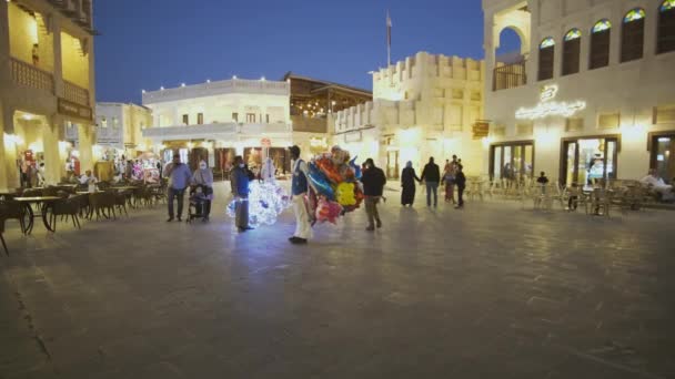 Souq Waqif Doha Qatar Calle Principal Zoom Tiro Por Noche — Vídeo de stock