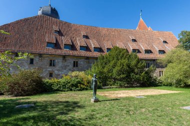 Veste Coburg, Bavyera 'da bir kadın heykeli