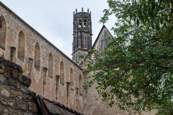 Erfurt Perşembe Günü Kraemerbruecke Deki Tarihi Yarı Keresteli Evlerin Cepheleri Telifsiz Stok Imajlar