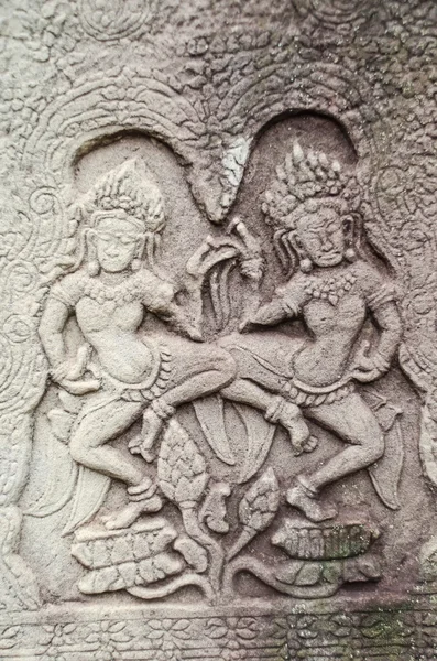 Krásné staré carvingu na kámen u Angkor wat — Stock fotografie