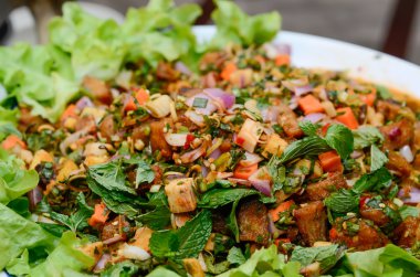 Baharatlı çıtır balık