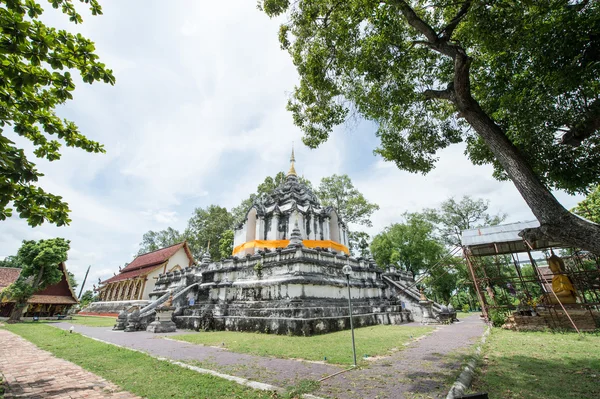 Die antike Pagode am wat phra yuen — Stockfoto