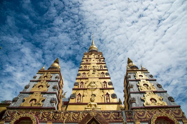 Bodh Gaya at Wat Monmahinsilaram — Stock Photo, Image