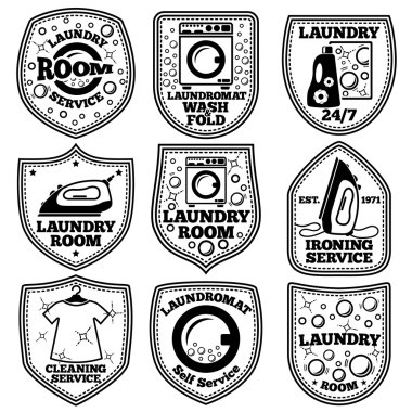 Vektör Çamaşırhane etiketleri ayarlama. Çamaşırhanede, demir, giyim, kabarcıklar, deterjan vb.