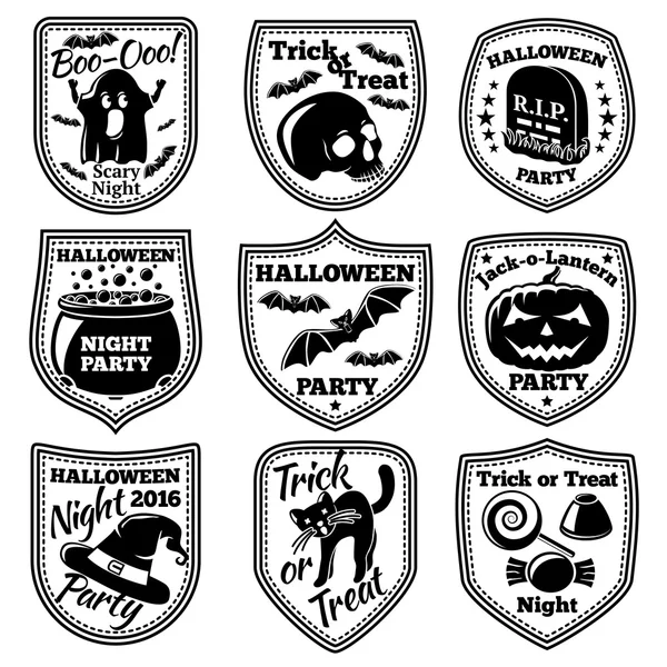 Set de etiquetas vectoriales de Halloween. Con calabaza, cráneo, fantasma, caldero, murciélago, sombrero de bruja, gato, etc. . — Vector de stock